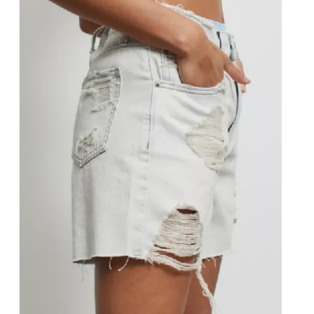 BDG Dropped Waist Baggy Distressed Shorts RTV $79
